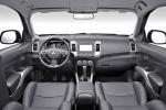 Mitsubishi Outlander XL 2.4 Intense CVT (S60 Кожа)