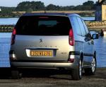 Peugeot 807 807 SR 2.0 16V 143 PS BVA