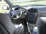 Chrysler Voyager SE 2.4L 5M P1